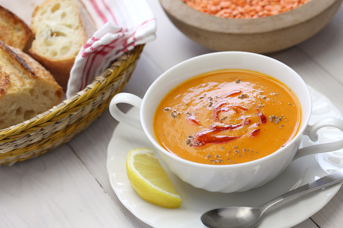 Mercimek corbasi
